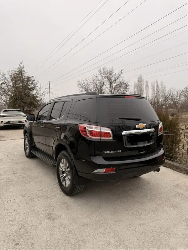 Chevrolet Trailblazer 2020 — фото 1