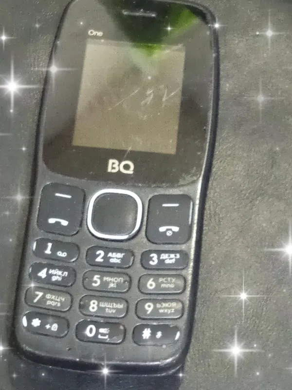 BQ rusumli kichik telefon