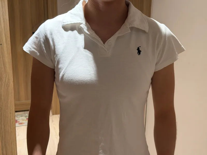 Ayollar uchun polo futbolka 2