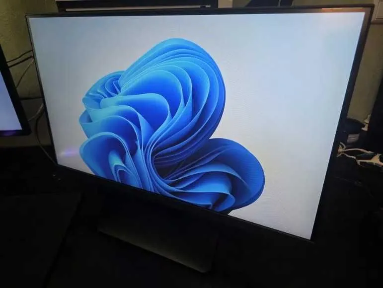 Bonzer 27 144HZ IPS 1