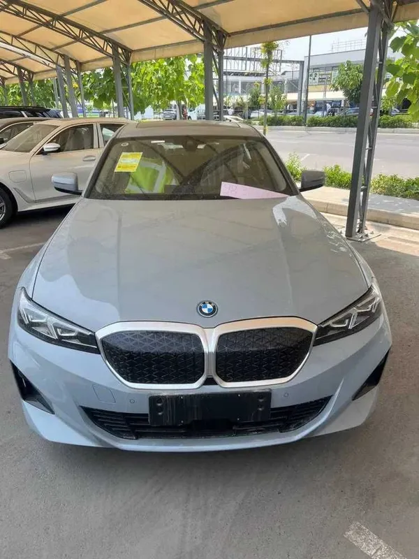 Bmw i3 35l variantga foizsiz Bmw i3 35l variantga foizsiz