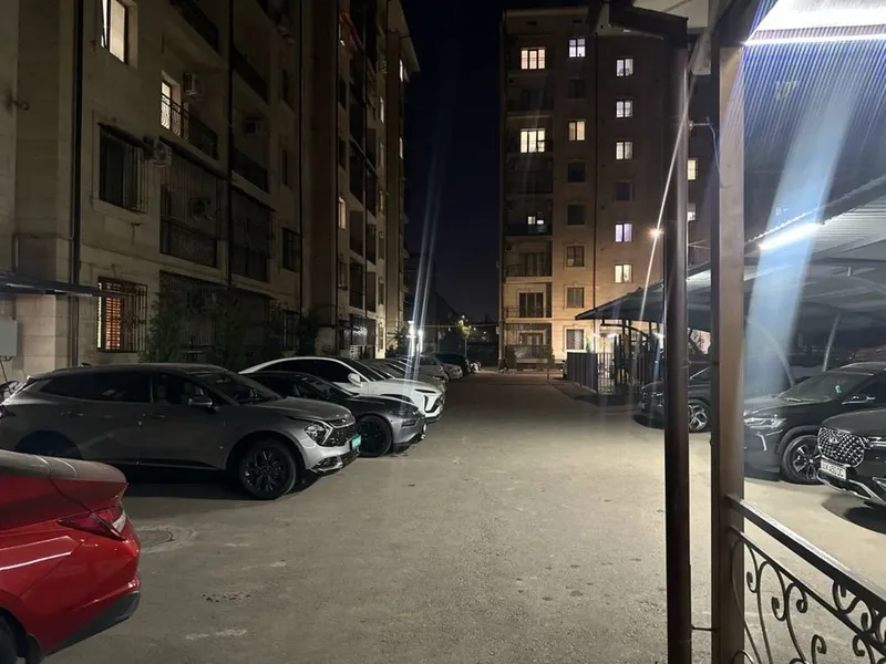 Ц-квартал. Uy va uning ostidagi noturar bino sotiladi 1 Ц-квартал. Uy va uning ostidagi noturar bino sotiladi 1
