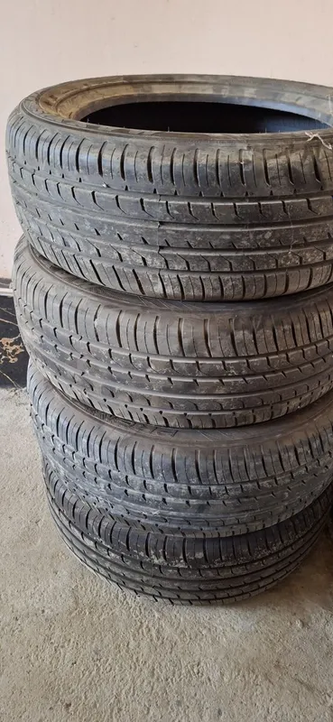Продаётся шины от Onix R16 1