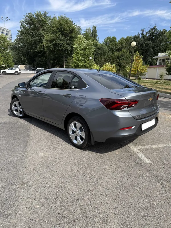 Продается Onix Premier 2 Turbo AT Plus 2025 5