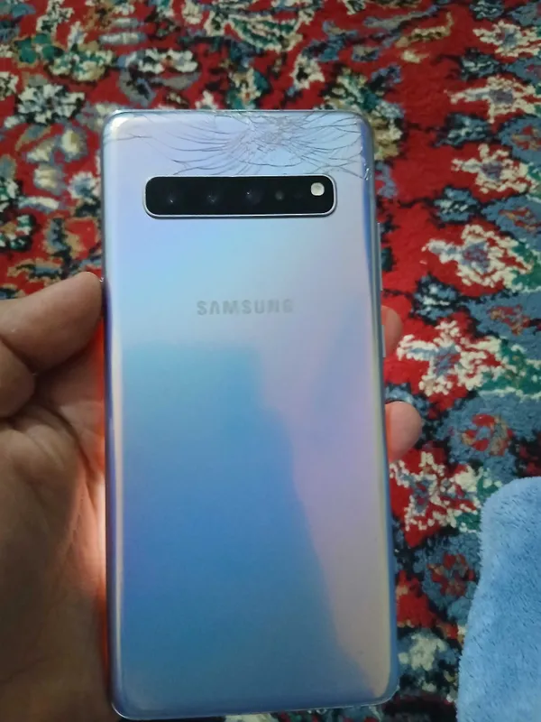 Samsung S10 5g 256g 8