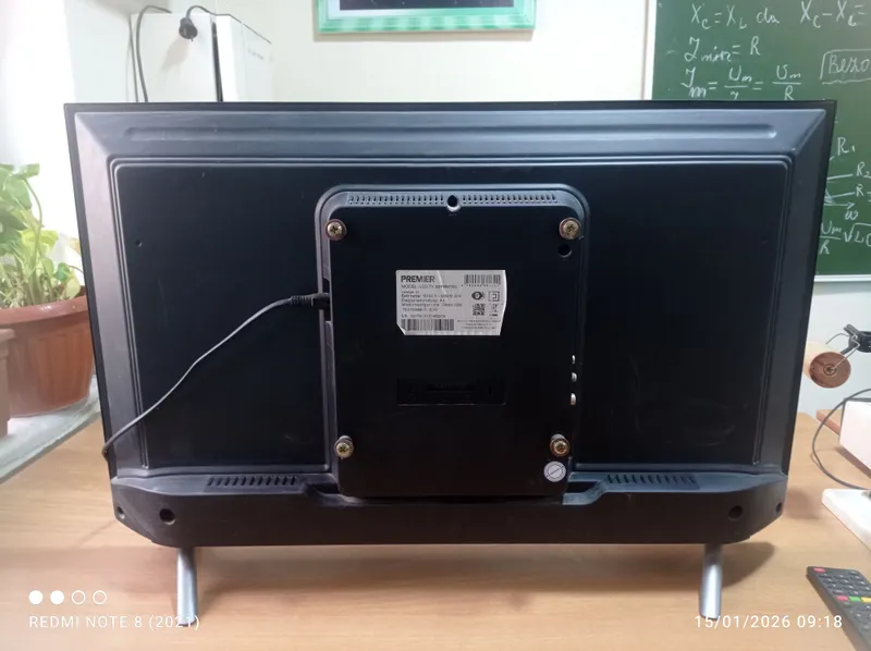 Led Tv 32pʼPRM700 — фото 1
