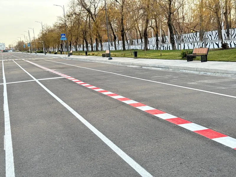 Дорожная разметка автодорог трассы и другие объекты — фото 3