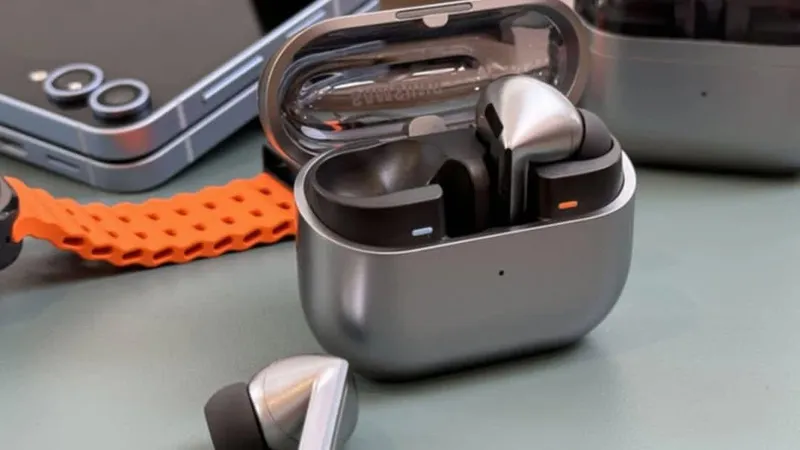 Samsung Galaxy buds 3pro — фото 1