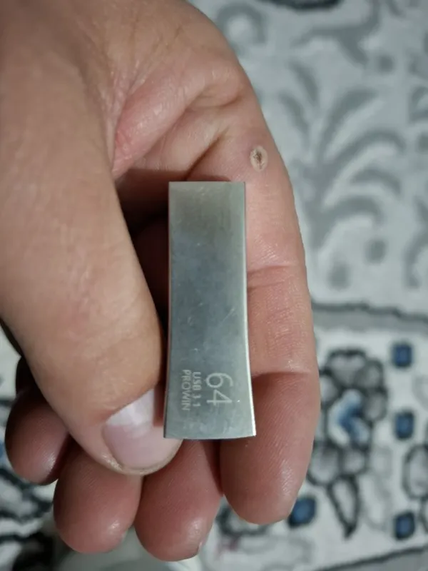 Samsung 64Gb flesh xotira sotiladi — фото 1