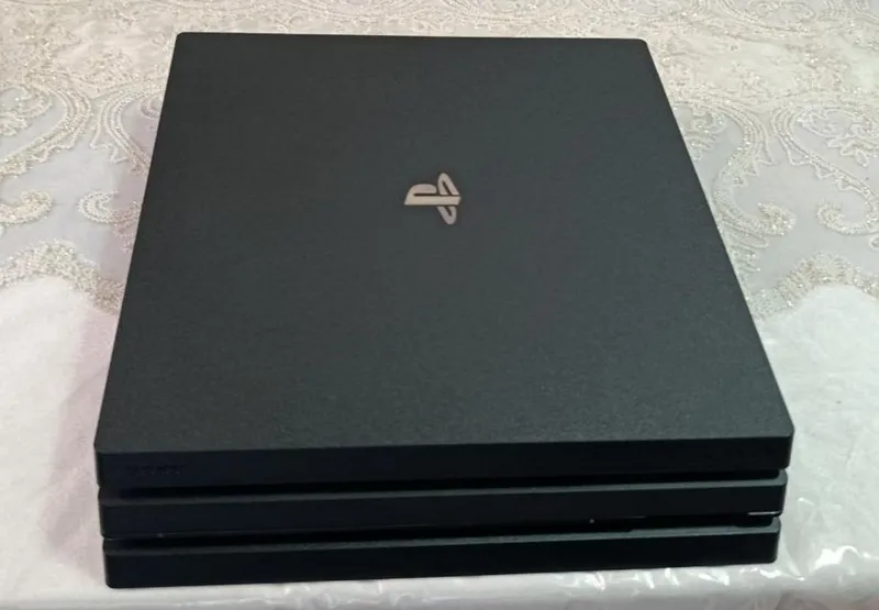 PlayStation 4 pro Sotiladi Vzlom Version 1 PlayStation 4 pro Sotiladi Vzlom Version 1