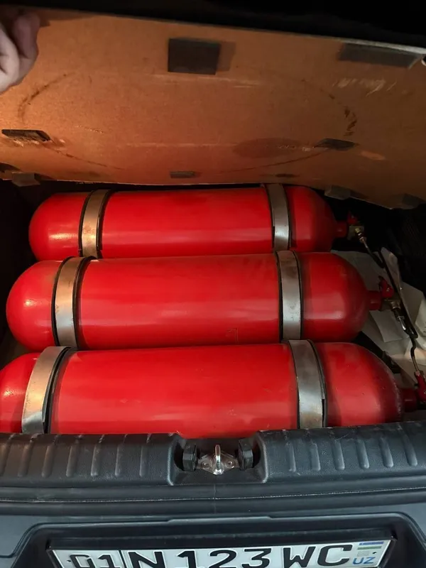 Kia Sonet full sotiladi, kraskasi toza, holati yaxshi 8 Kia Sonet full sotiladi, kraskasi toza, holati yaxshi 8