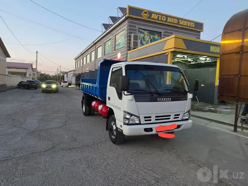 Isuzu Radnoy Samasval Yili 2015 1 Isuzu Radnoy Samasval Yili 2015 1
