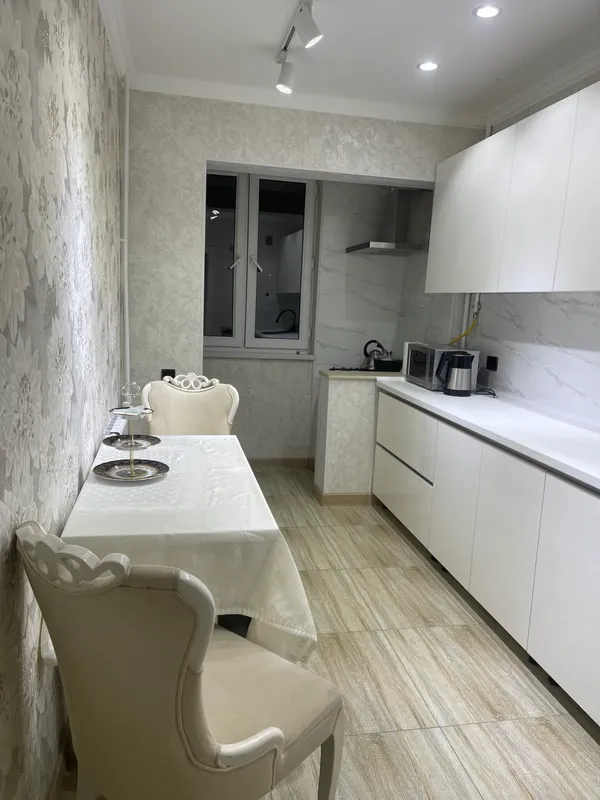 3 xonali kvartira, 75 m2, Mirzo Ulug'bek 6 3 xonali kvartira, 75 m2, Mirzo Ulug'bek 6