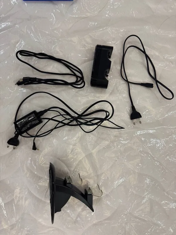 4 PlayStation + 2 ta joystick + 5 ta o‘yin 4