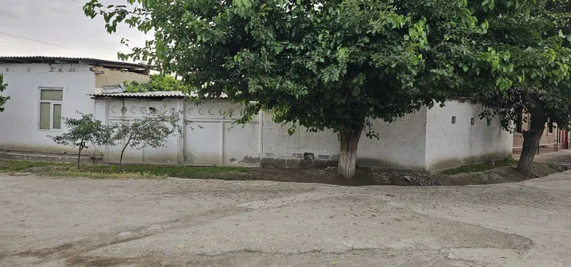 Yer uchastka sotiladi srochna 7 Yer uchastka sotiladi srochna 7