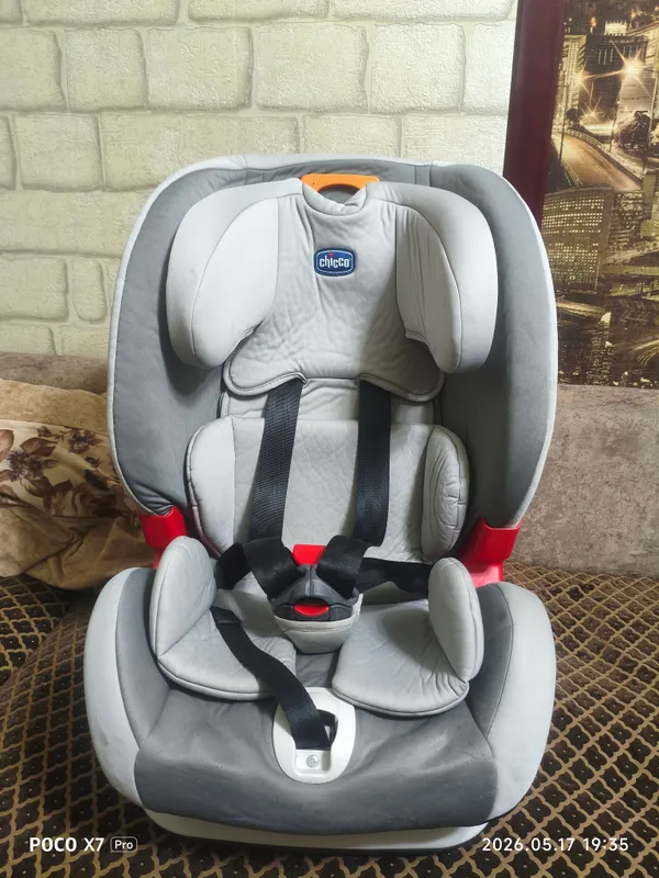 продам автокресло от фирмы Chicco продам автокресло от фирмы Chicco