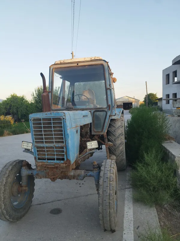 Belarus Mtz 80x traktor 3