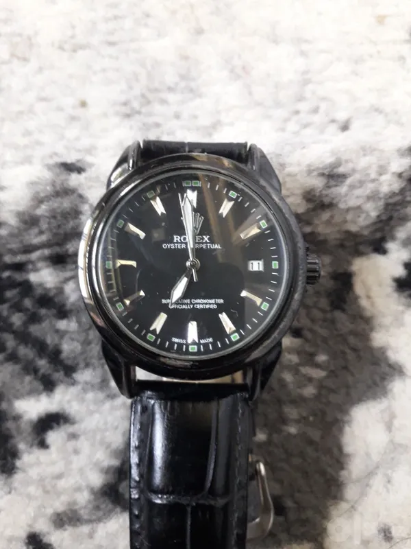 Продаются часы ROLEX 1 Продаются часы ROLEX 1