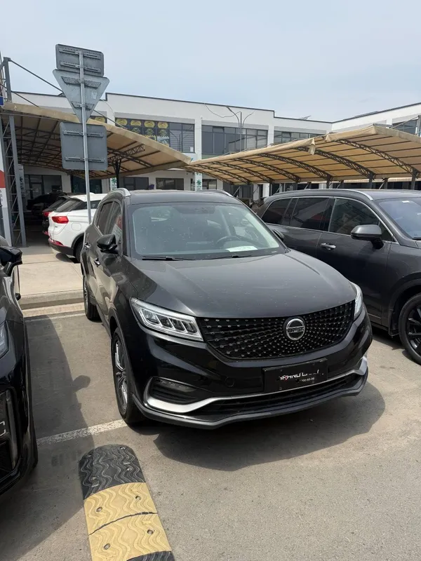 Dongfeng Fengguon (Glory) 580 1