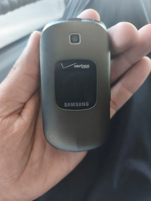 Samsung gusto 2 sotiladi 1