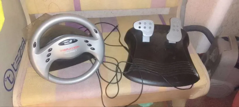 Игровой руль Genius speed wheel 3 vibration