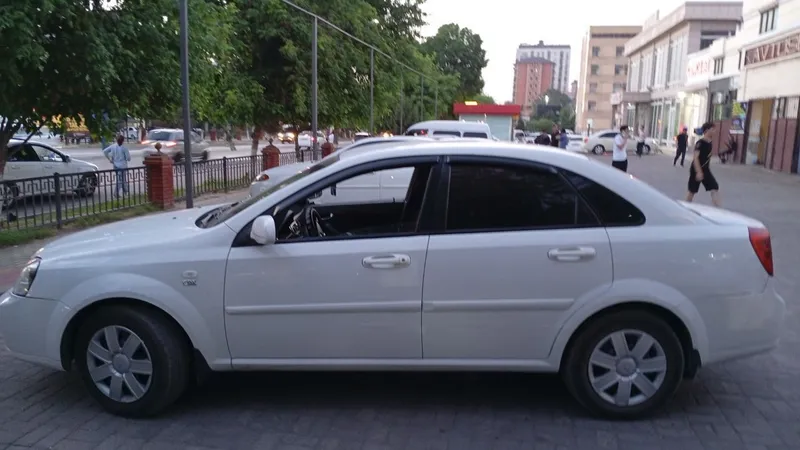 Шевролет Ласетти