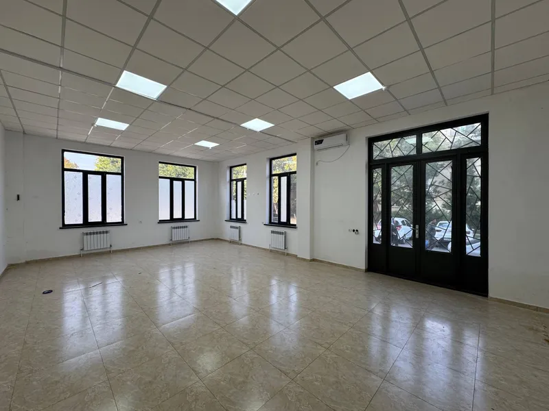 Аренда студия 300 м², Учтепинский · ID 105 8