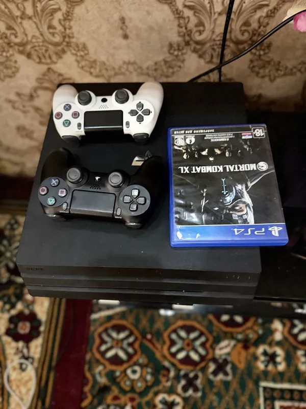 Ps4pro +extra podpiskasi bilan 1 Ps4pro +extra podpiskasi bilan 1