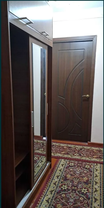 В Чиланзарском р.Фархадский базар сдается 1 комн.квартира 2 В Чиланзарском р.Фархадский базар сдается 1 комн.квартира 2