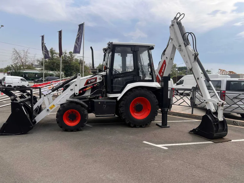 Экскаватор-погрузчик BOBCAT B730 M 2025 | Кредит и лизинг | Ташкент 3 Экскаватор-погрузчик BOBCAT B730 M 2025 | Кредит и лизинг | Ташкент 3