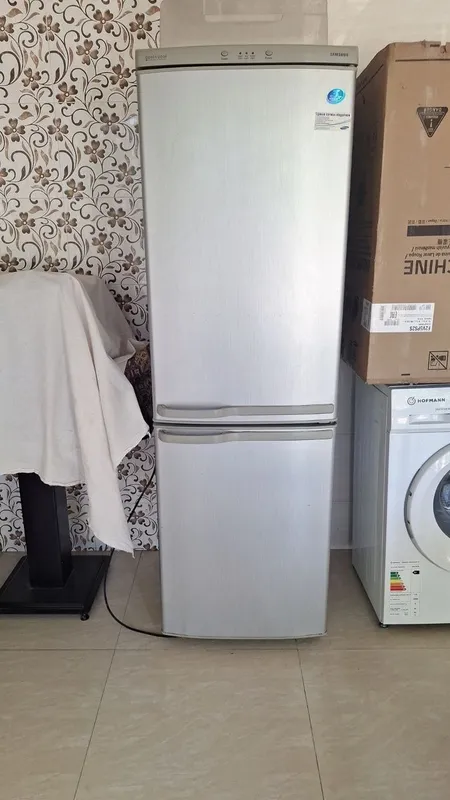 Продается холодильник