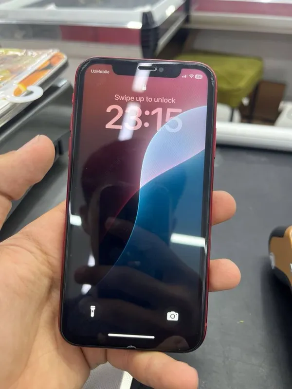 Iphone xr sotiladi naxtga o’zidan kattalariga obmen bor 1