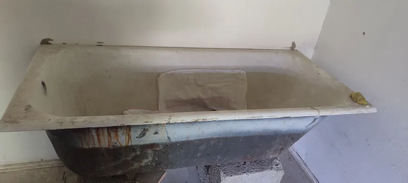 eski vana sotiladi eski vana sotiladi