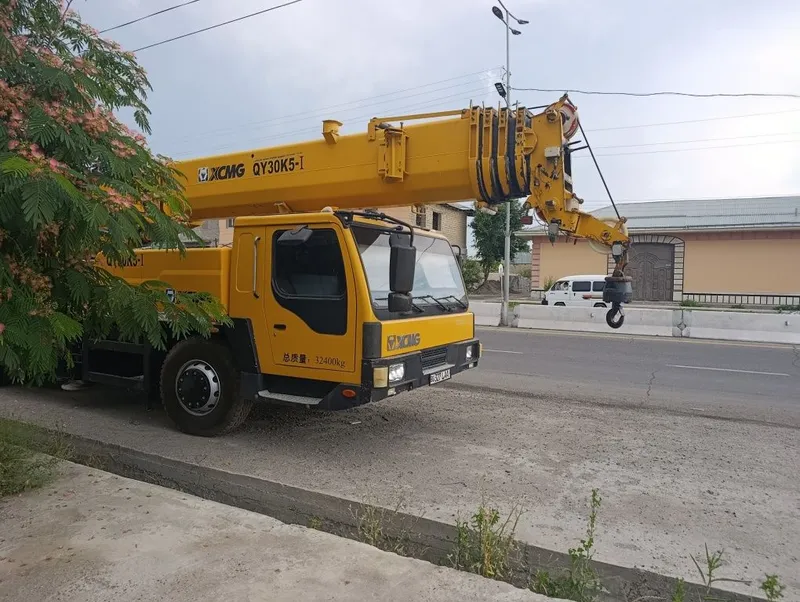 Avtokran XCMG QY30K5 1 Avtokran XCMG QY30K5 1