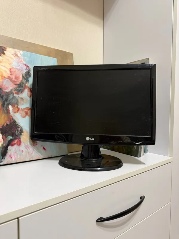 Монитор LG Flatron W1943SS-PF