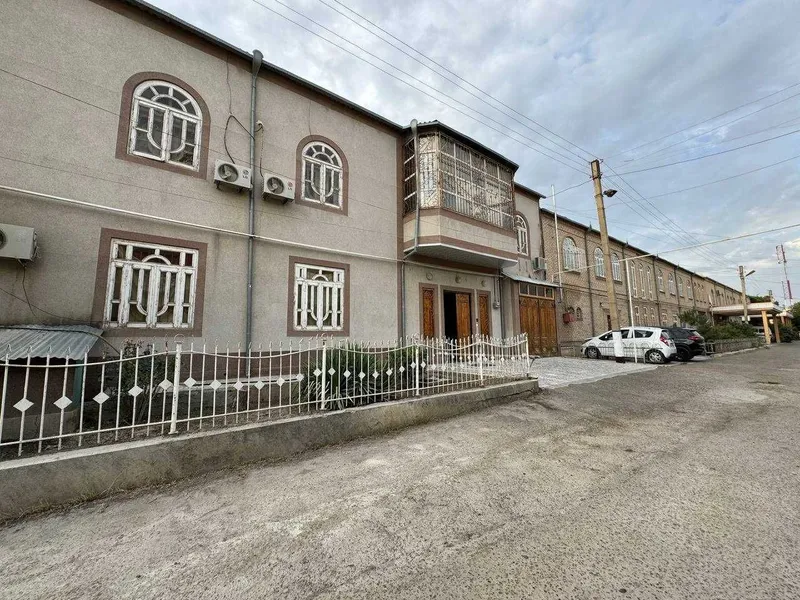 Tayyor hovli sotiladi 5 sotiq #a165