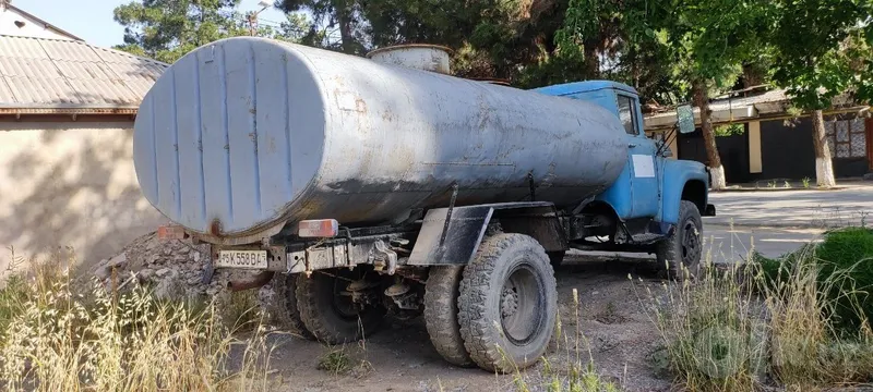 Продаётся водовоз ЗИЛ 3 Продаётся водовоз ЗИЛ 3