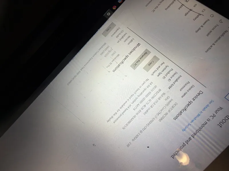 Lenovo Y700 Gaming 16GB RAM 1TB HDD SSD Core i7 8