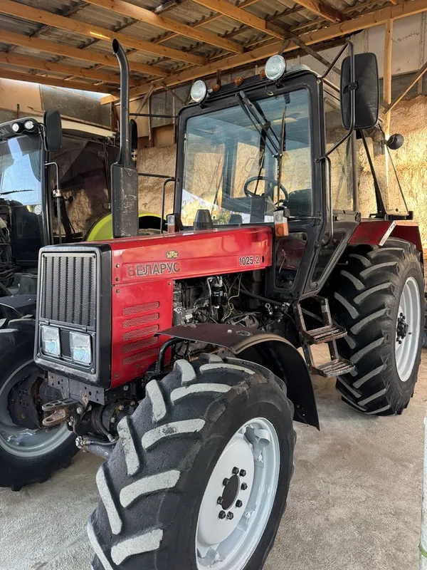 Traktor belarus mtz 1025.2 sroshniy sotiladi 2 Traktor belarus mtz 1025.2 sroshniy sotiladi 2