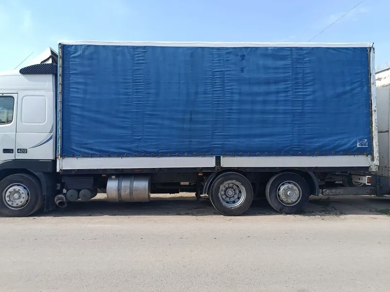 VOLVO FH Паравоз + Прицеп Сотилади — фото 4