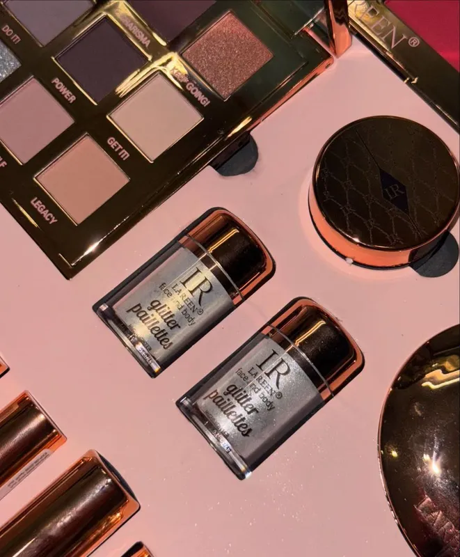 LAREEN Perfect Top Makeup Kit — фото 2