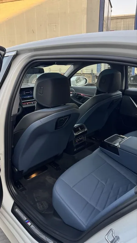 BMW i5 40L 4 oy 2025 yil 5 BMW i5 40L 4 oy 2025 yil 5