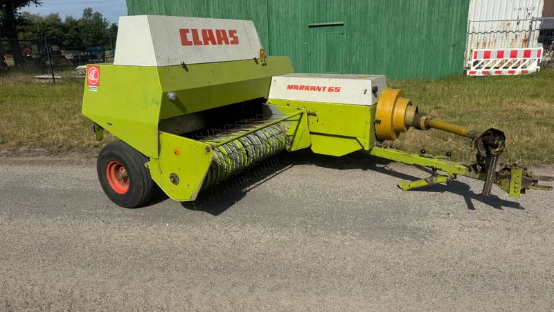 Claas Markant 65 Belarus, John Deere, Claas Arion tortadi 1