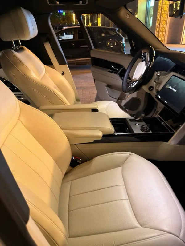 Range Rover P 530 Long 2024 год — фото 4