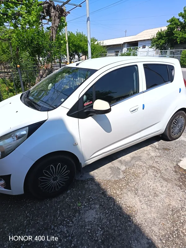 Spark sotiladi 1.25 motor 2014-yil — фото 2