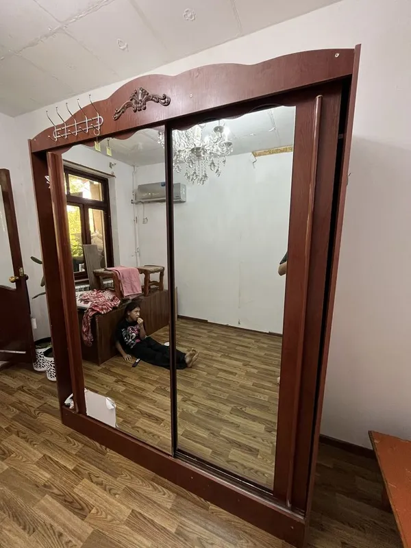 продаётся 2 шкафа 1