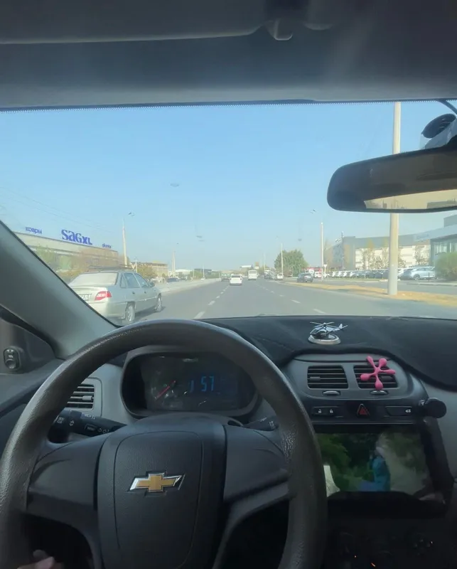 Chevrolet cobalt — фото 1