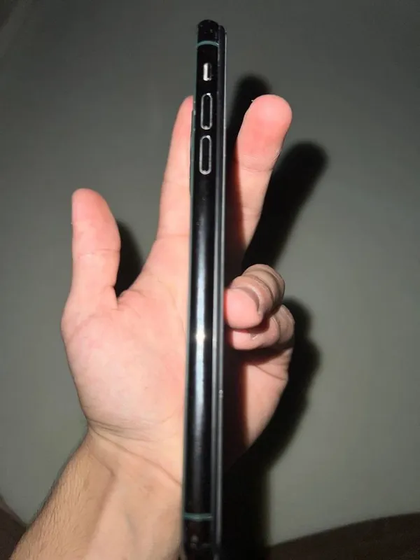 Iphone 11 pro max 4 Iphone 11 pro max 4