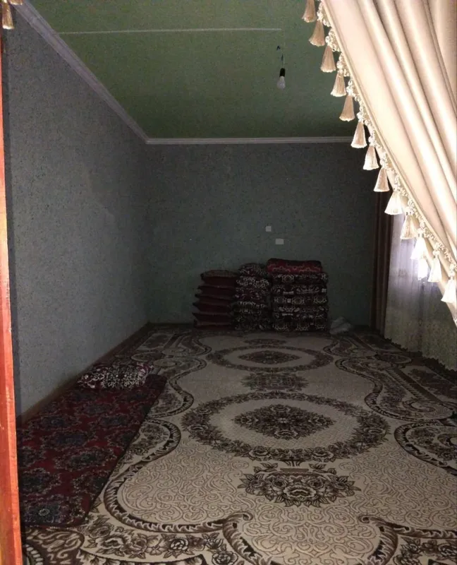 Продаётся дом в Навоийской области, Карманинском районе, МФЙ Боғишамол, улица ал-Хорезмий, дом 159. 5