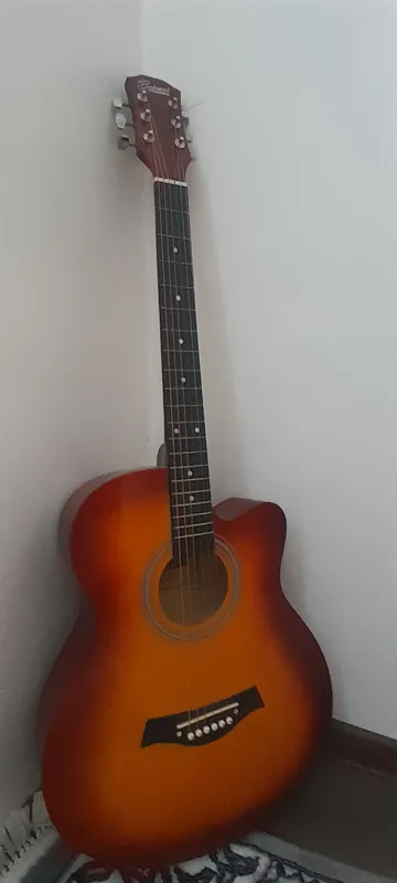 Gitara BELUCCI 1 Gitara BELUCCI 1